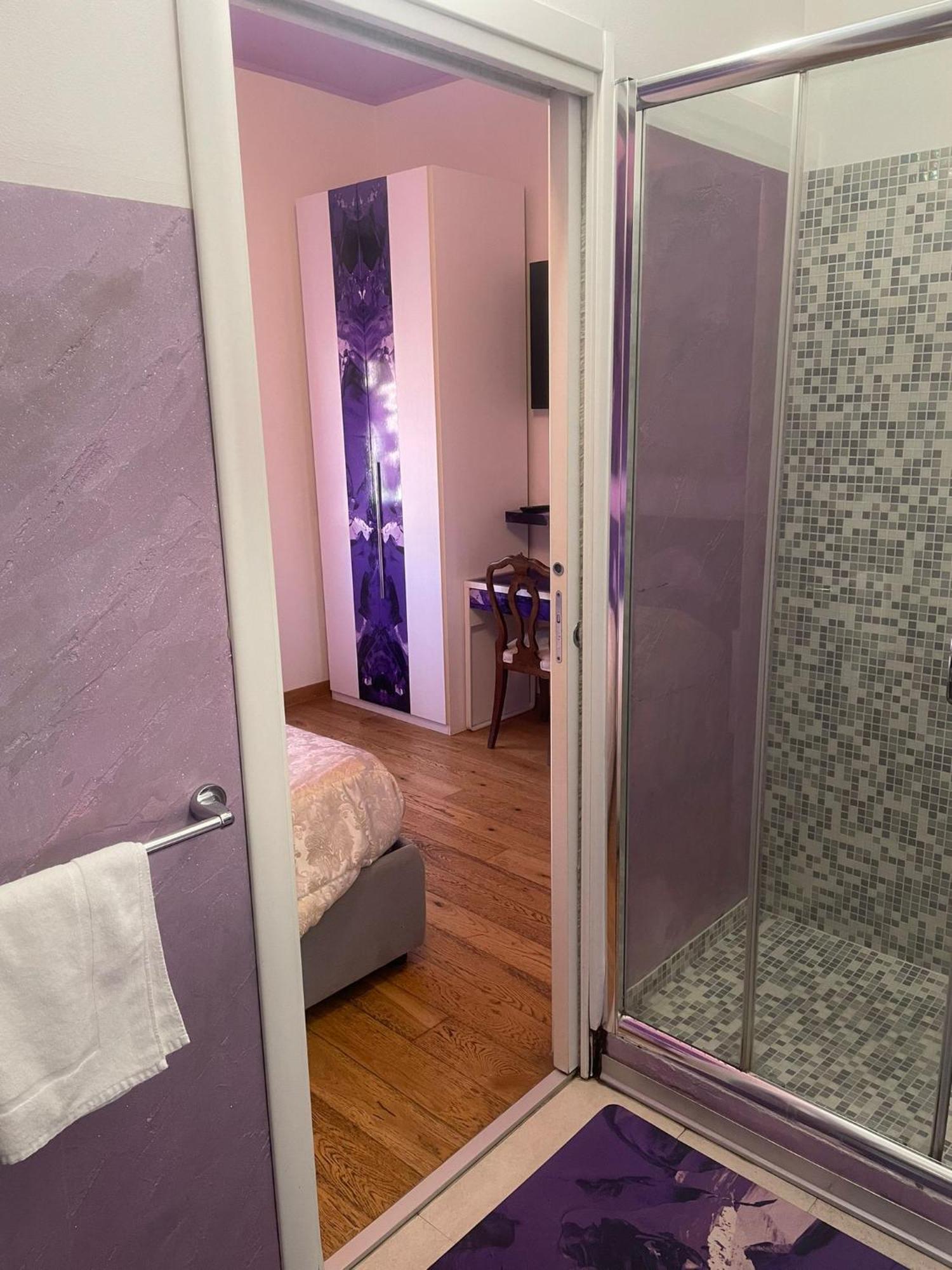 Rooms Of Love Pavia Luaran gambar